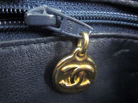 brand best zipper used by chanel|authentic Chanel zipper pull.